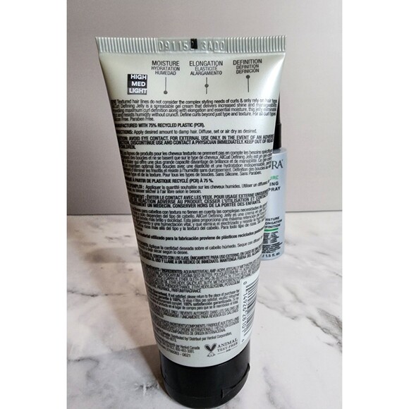 Kenra AllCurl Defining Jelly (3 oz) & Sealing Oil Spray (1.5 oz) – Styling Set - Picture 3 of 7